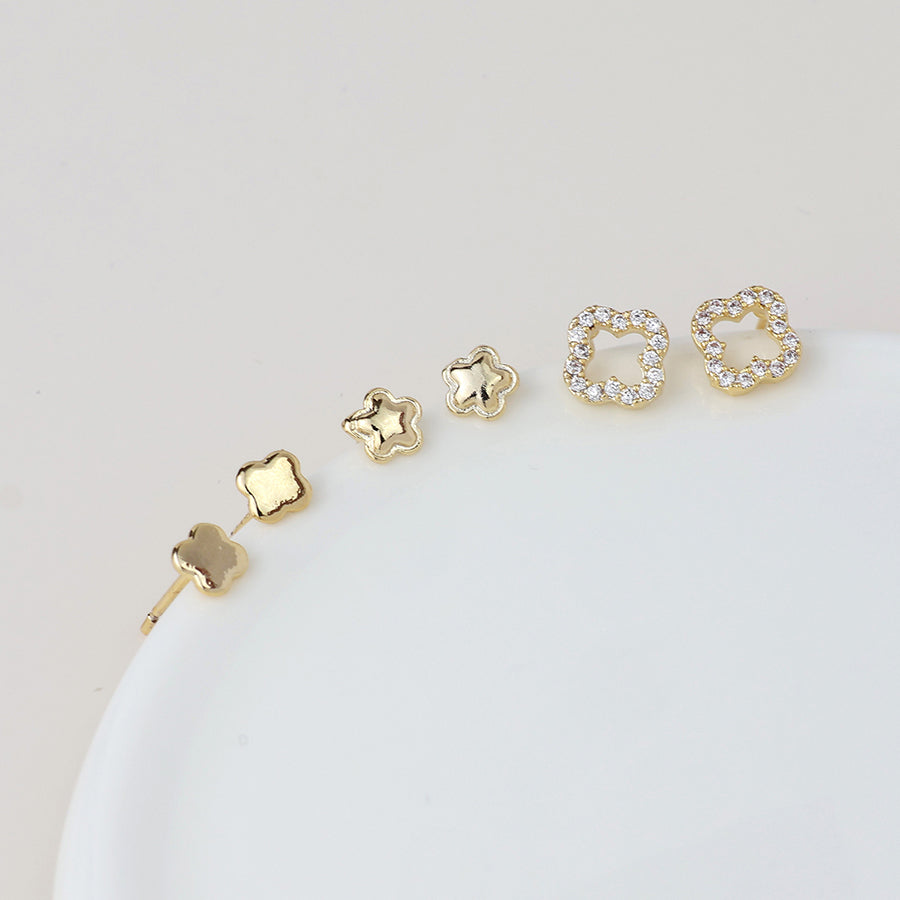 Golden Triple Quatrefoil Stud Earrings