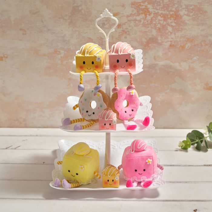 FONDANT FANCY SHELF SITTER WITH DANGLY LEGS