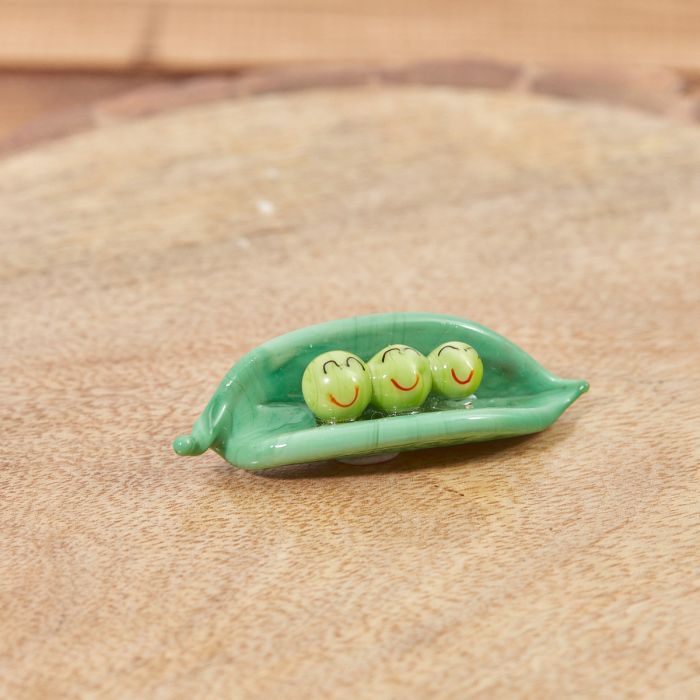 Langs - GLASS PEAS IN A POD ORNAMENT IN BOX WITH SMILEY FACES