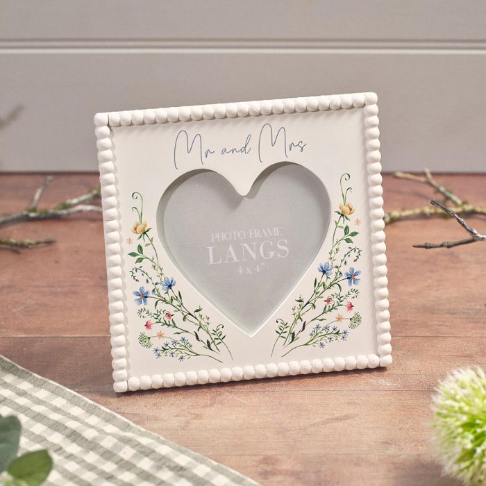 Mr & Mrs Beaded Heart Frame 4x4