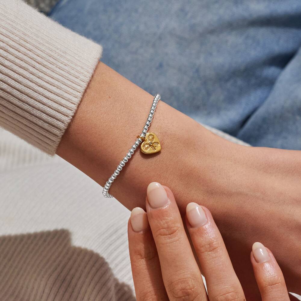 A Little 'To My Bestie On Your Birthday' Bracelet