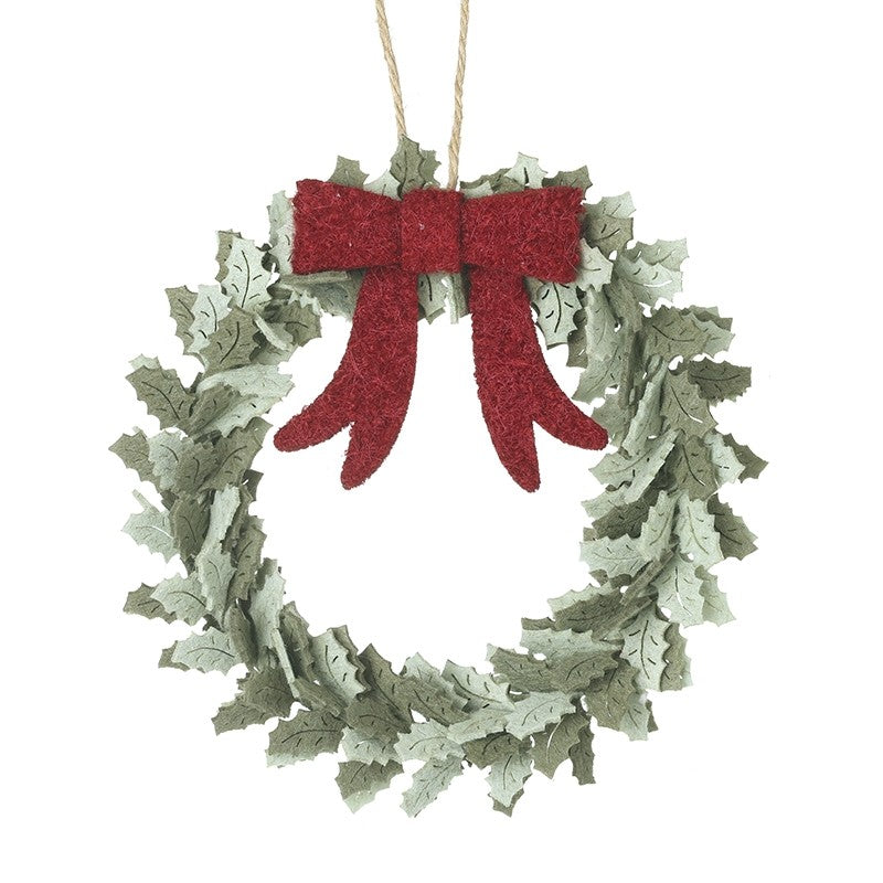 Felt Holly Leaves Wreath