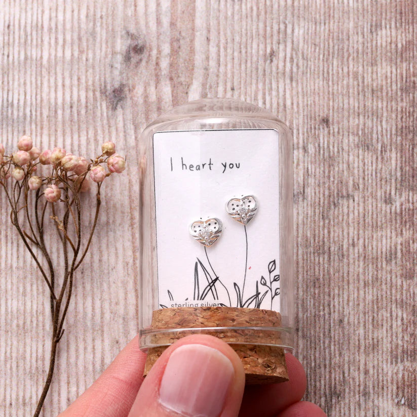 TT51115 I HEART YOU heart earring with single crystal / SILVER