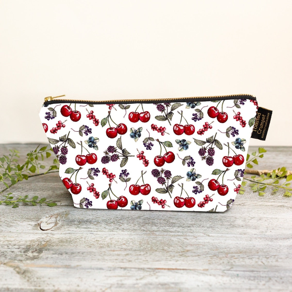 Mon Cheri Wash Bag