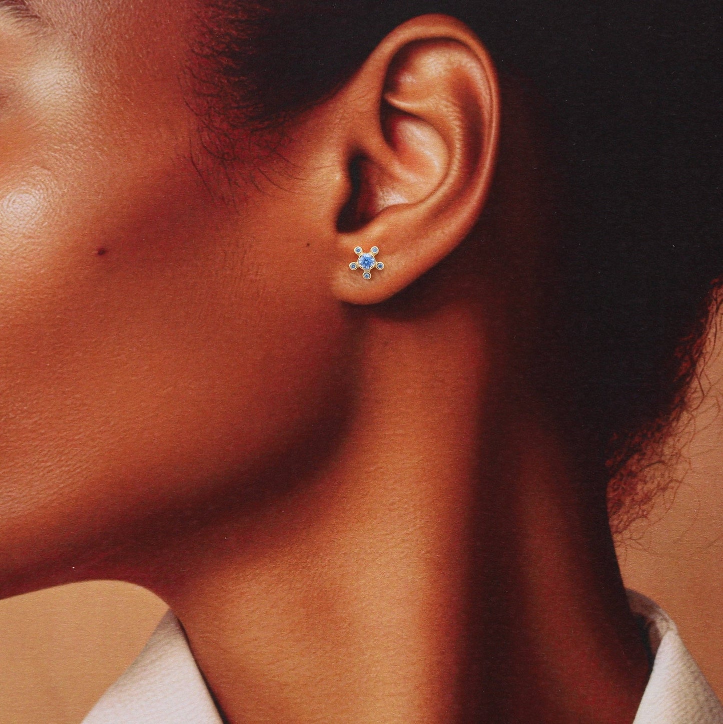 XT026 'SNOWMAN' Blue Crystal Snowflake Earrings