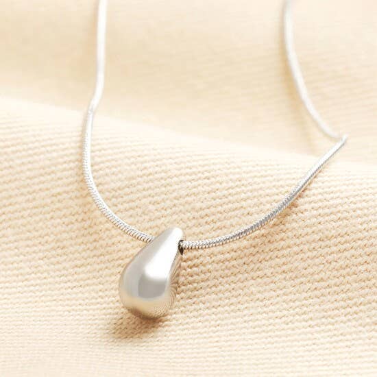 Stainless Steel Teardrop Necklace in Silver