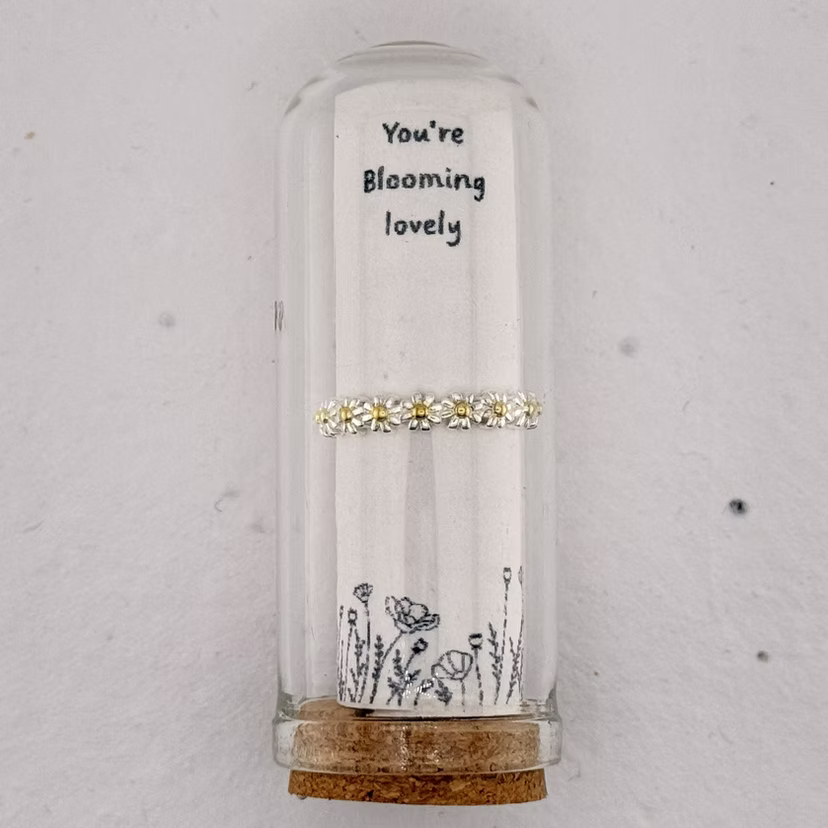 You're Blooming Lovely Daisy Ring