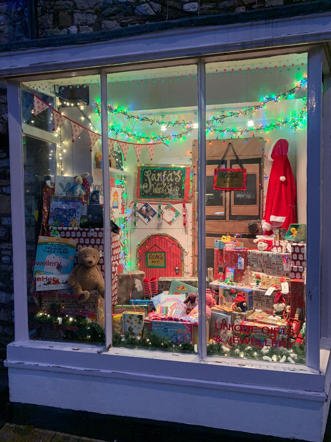 Christmas Opening Hours!
