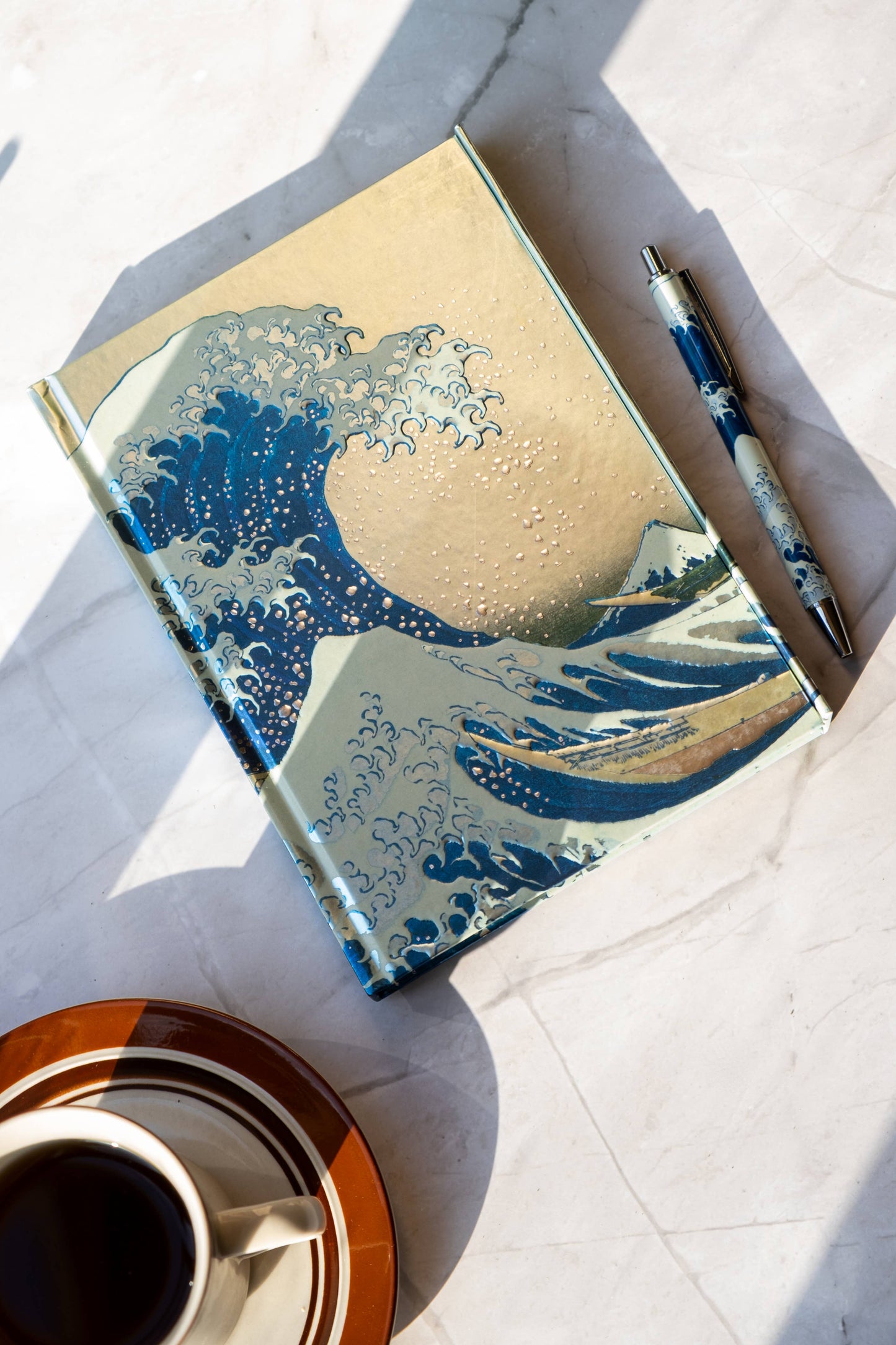 Katsushika Hokusai: The Great Wave Boxed Decorative Pen: Boxed Ballpoint Pens