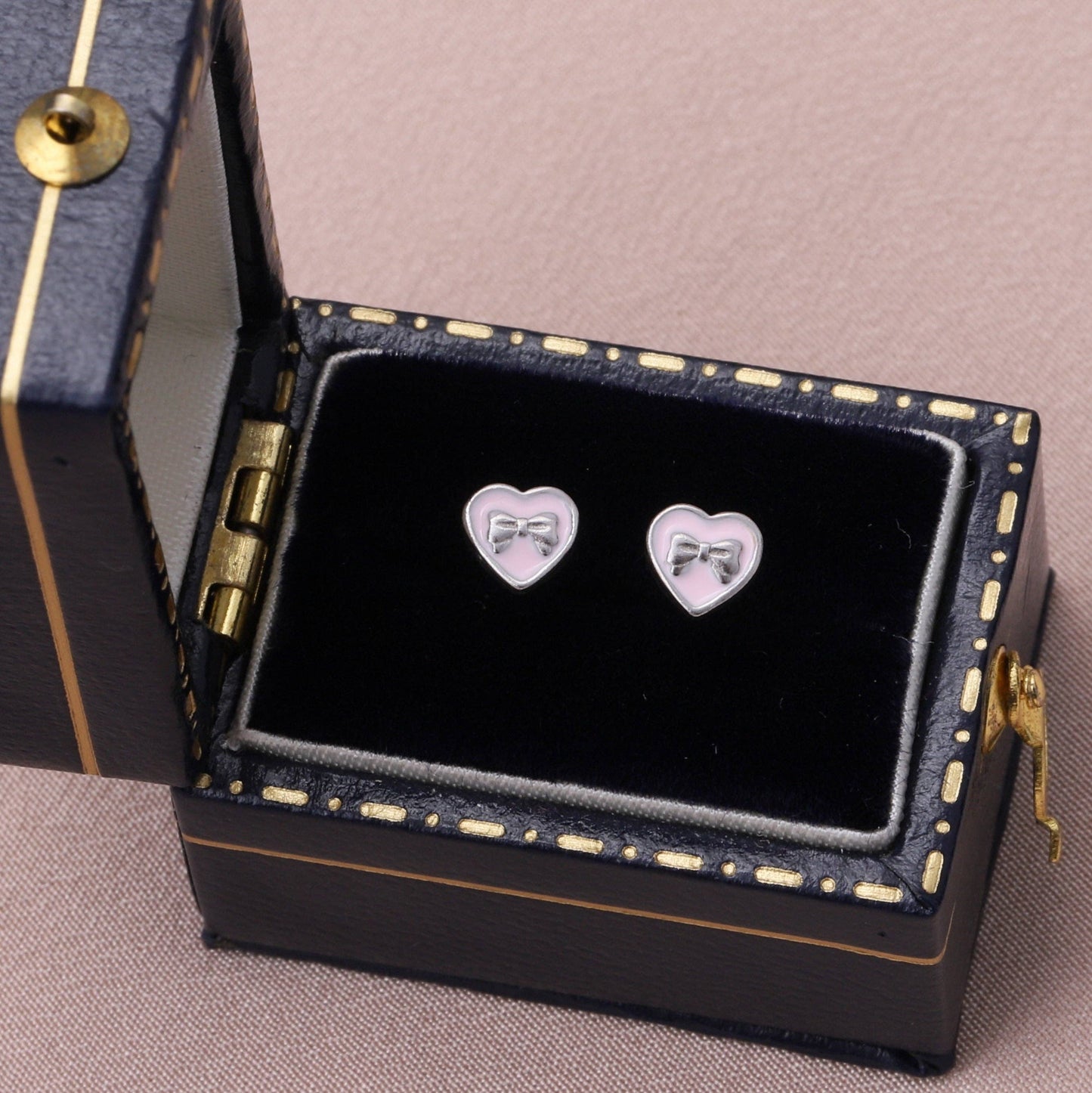 TT51122 MY LOVELY GRANDAUGHTER pink heart bow earrings