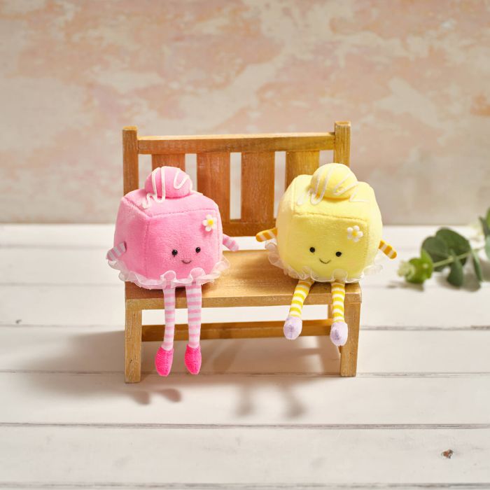 FONDANT FANCY SHELF SITTER WITH DANGLY LEGS