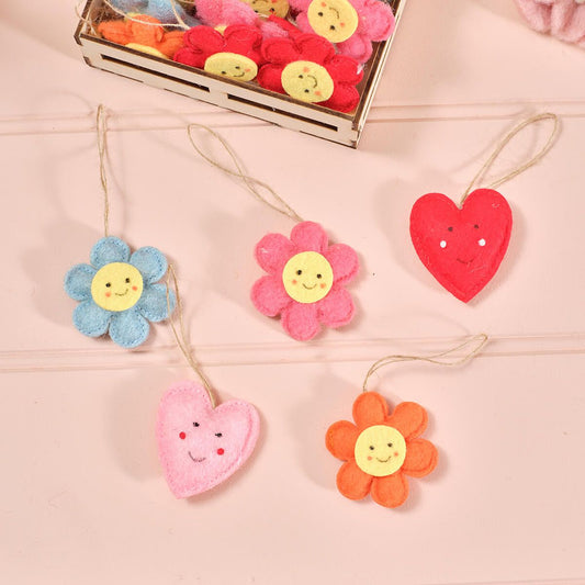 Felt Heart & Flower Hanger