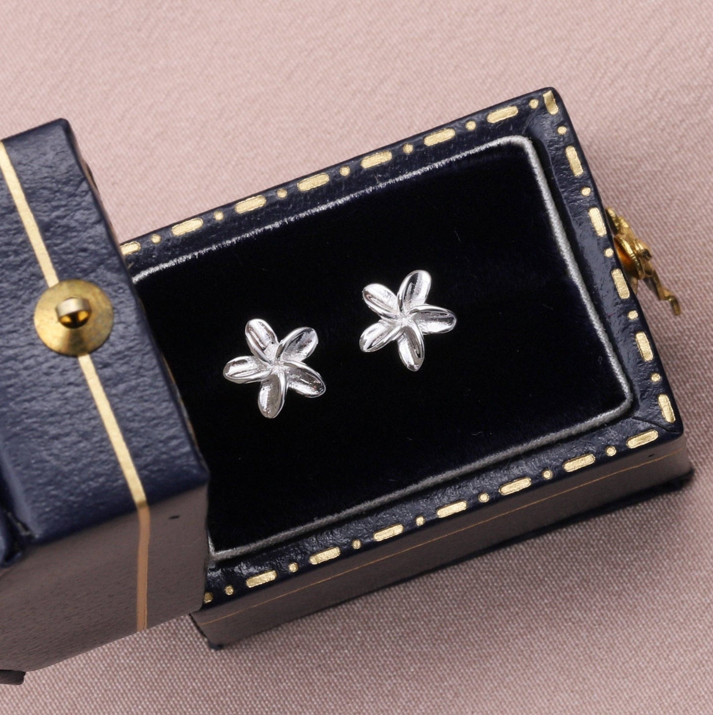 TT51103 DAUGHTER FLOWER flower earrings /SILVER