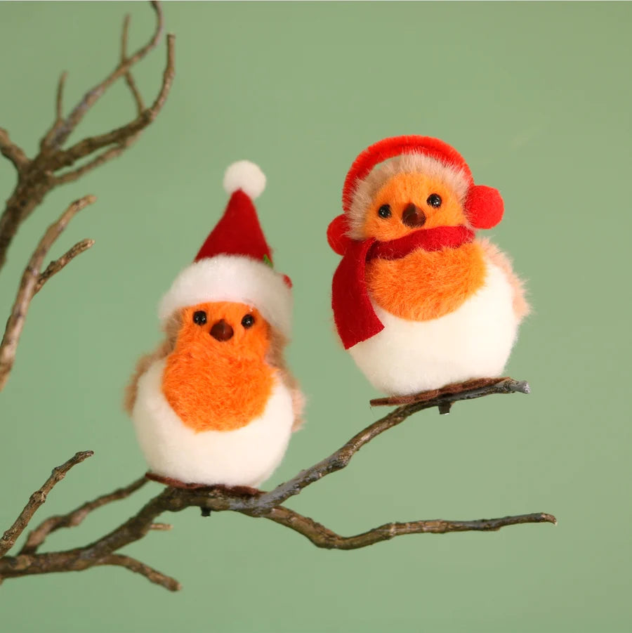 Festive Robins Clip Decoration