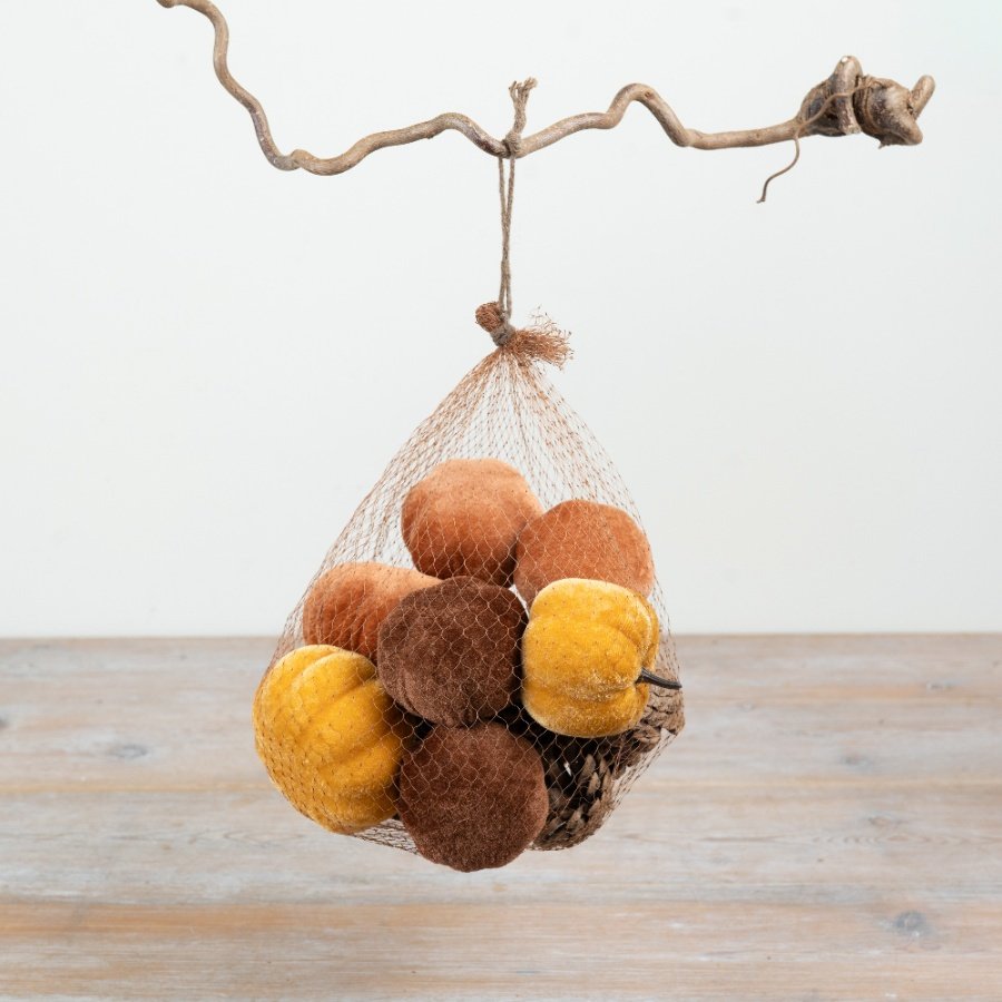 17cm Velvet Pumpkin and Pinecone Mesh Drawstring Bag
