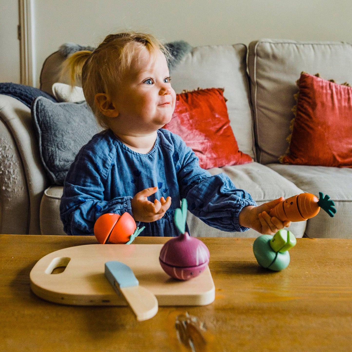 Happy Wooden Veggies Cutting Veg