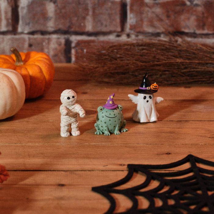 Spooktacular Resin Ornament 3 Assorted