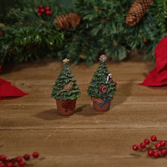 CHRISTMAS TREE RESIN ORNAMENT WITH ROBIN AND CANDY CANE