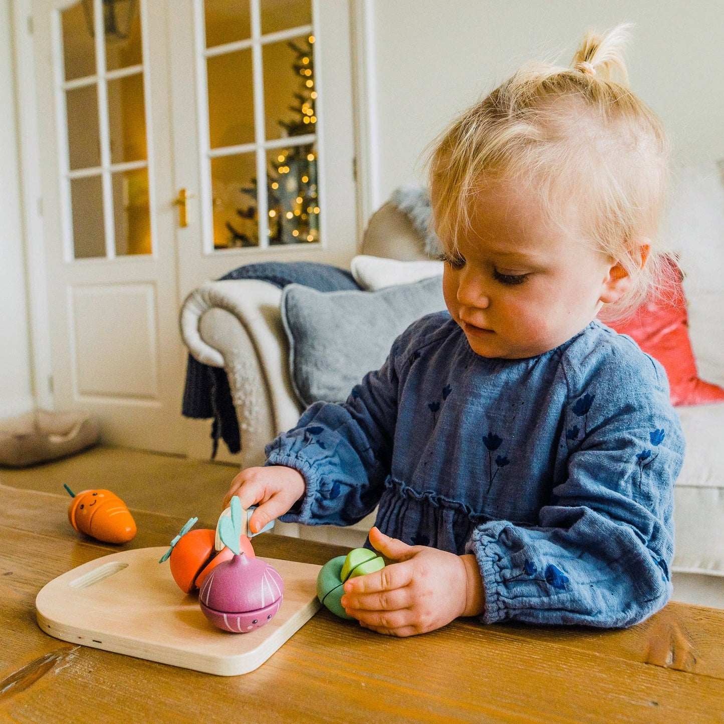 Happy Wooden Veggies Cutting Veg