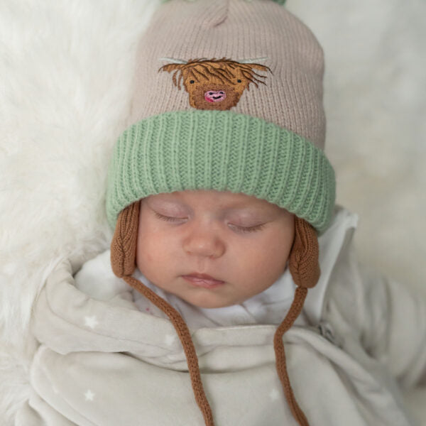 Highland Cow Wolly Hat & Mitten Set