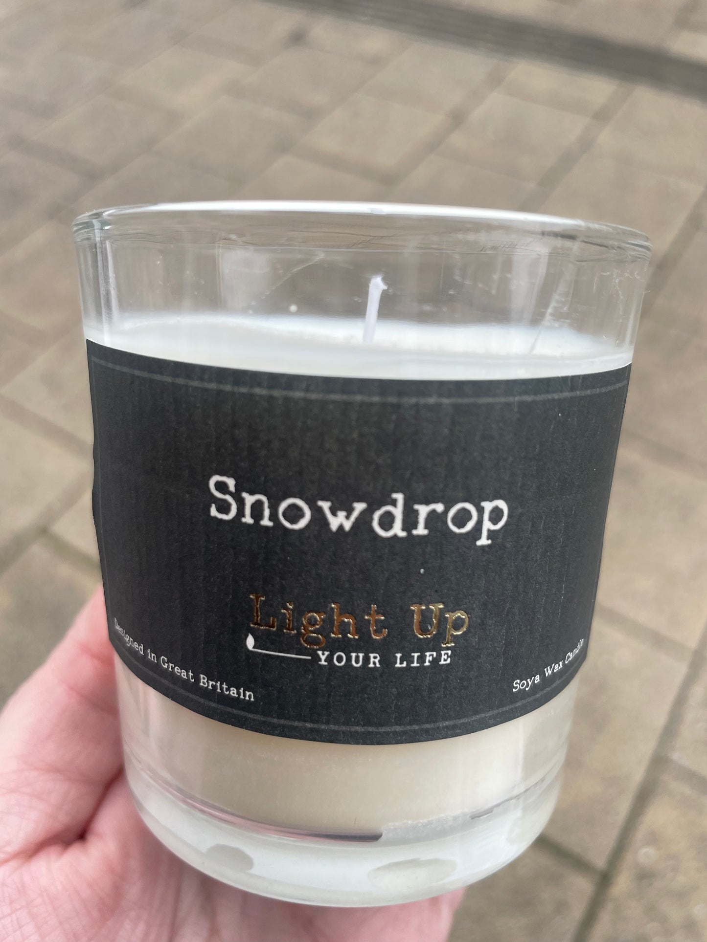 Sentiment - Candles with a chosen sentiment lid