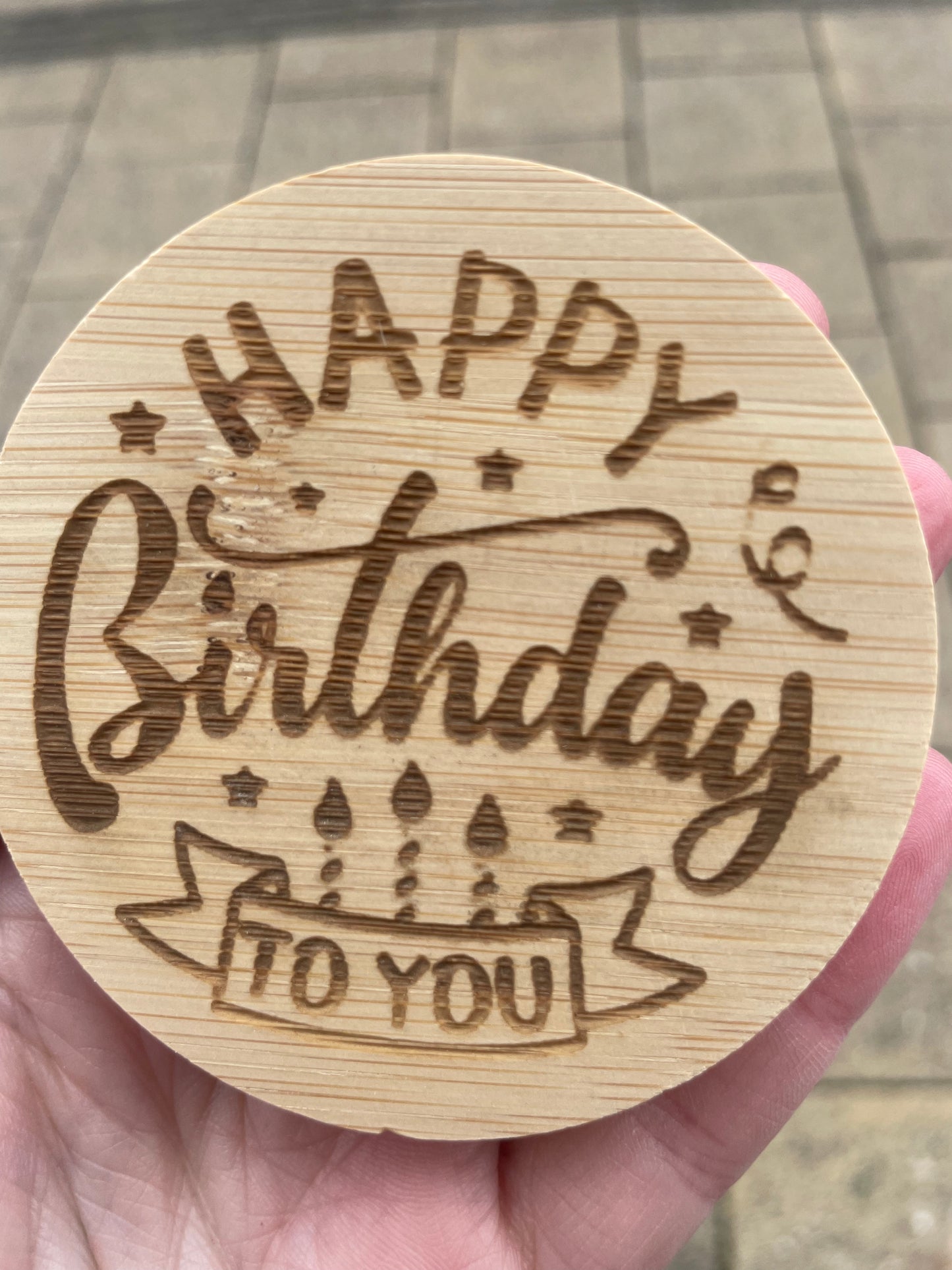 Sentiment - Candles with a chosen sentiment lid