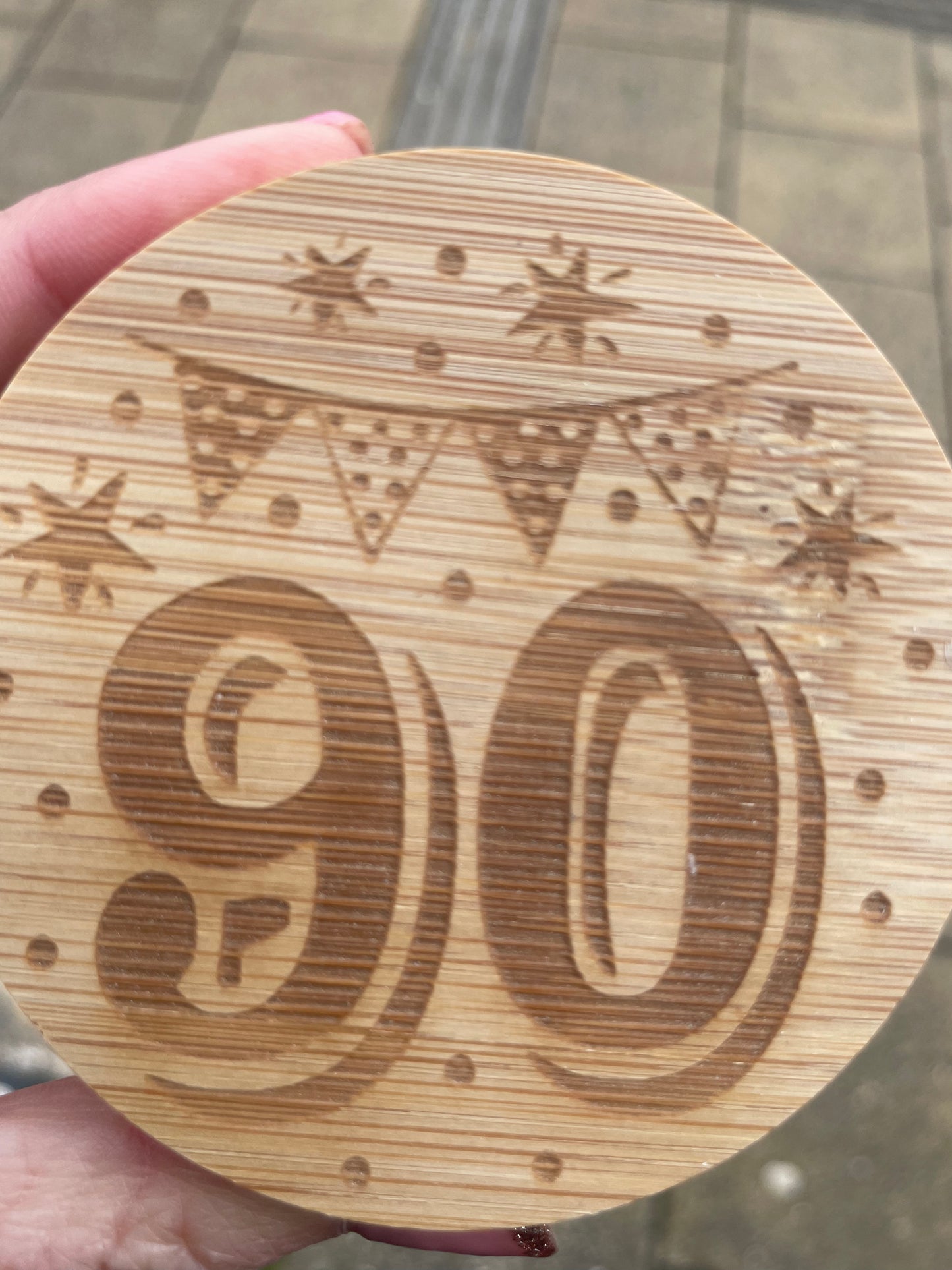 Sentiment - Candles with a chosen sentiment lid