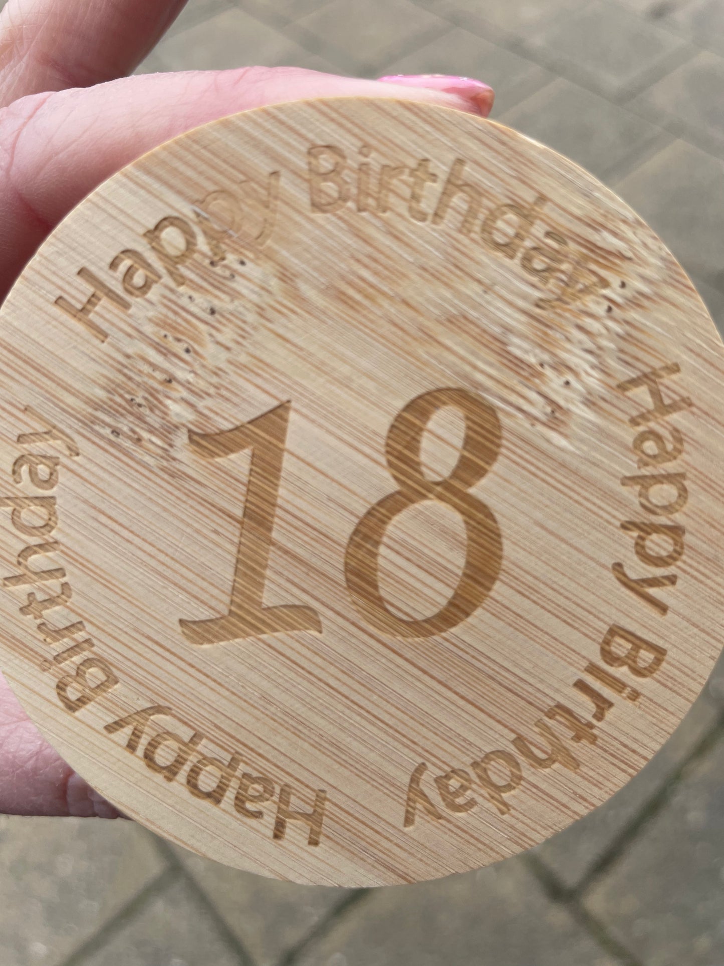 Sentiment - Candles with a chosen sentiment lid
