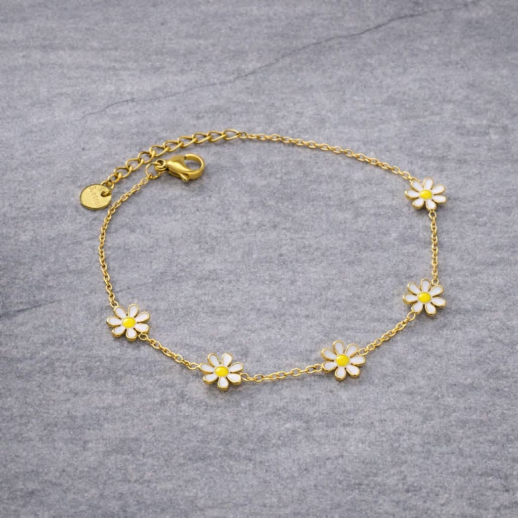 Tarnish Resistant Daisy Bracelet
