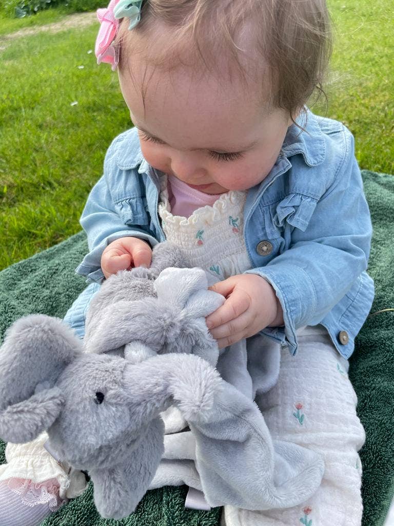 Elephant comforter blanket