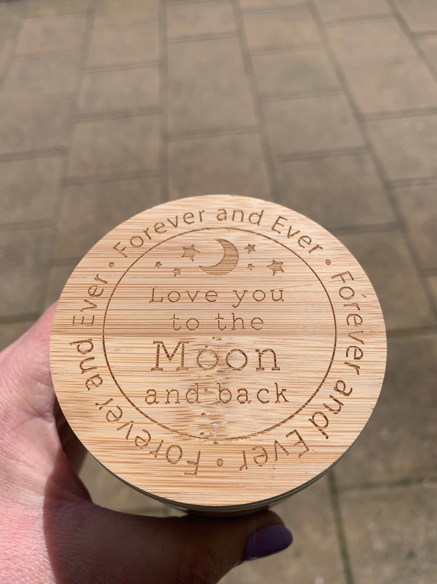 Sentiment - Candles with a chosen sentiment lid