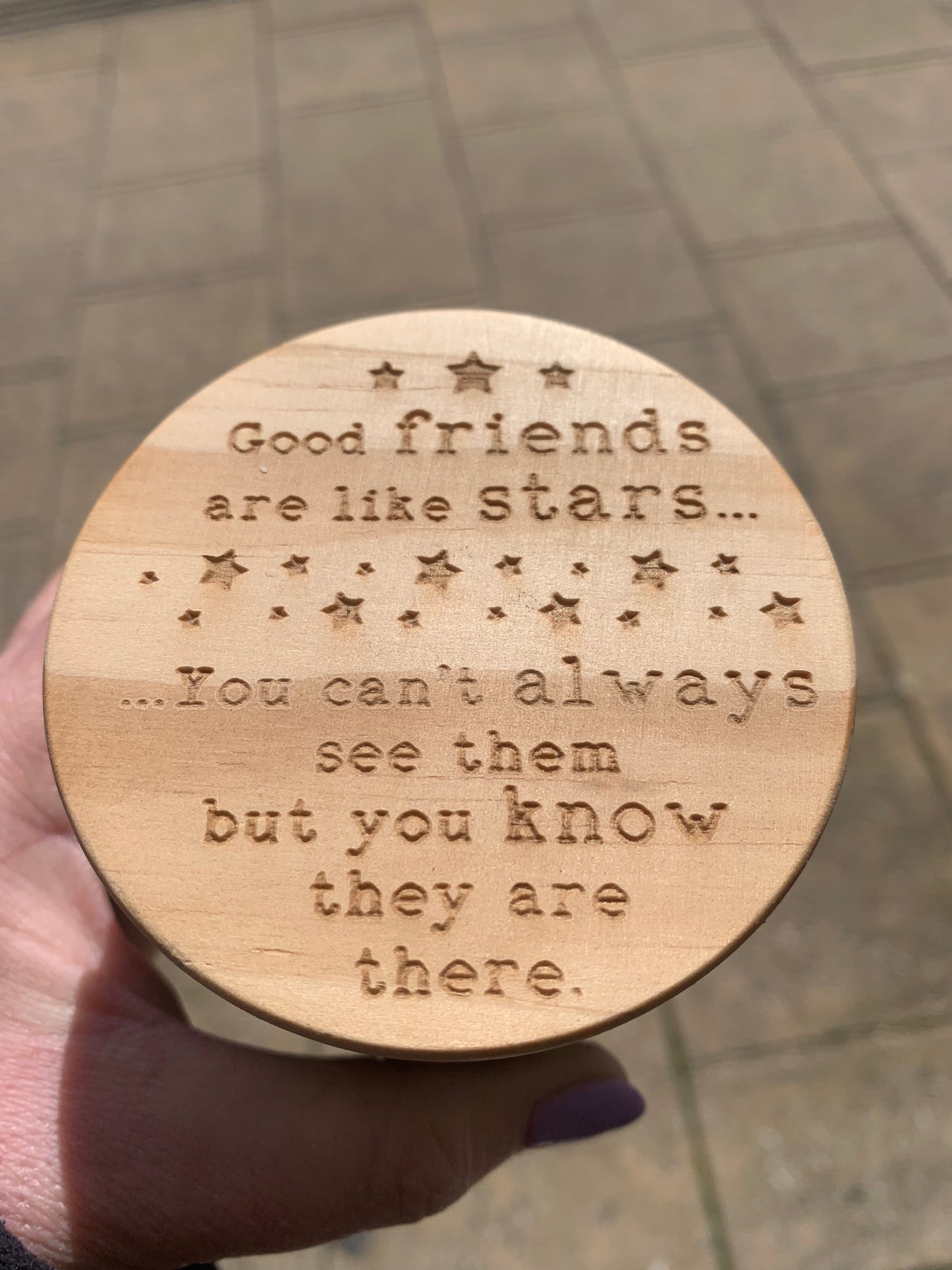 Sentiment - Candles with a chosen sentiment lid