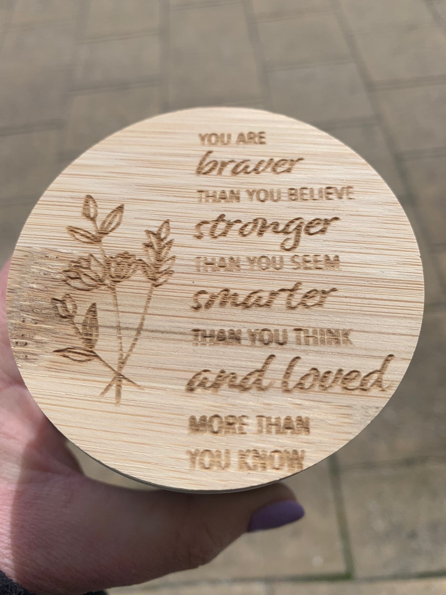 Sentiment - Candles with a chosen sentiment lid